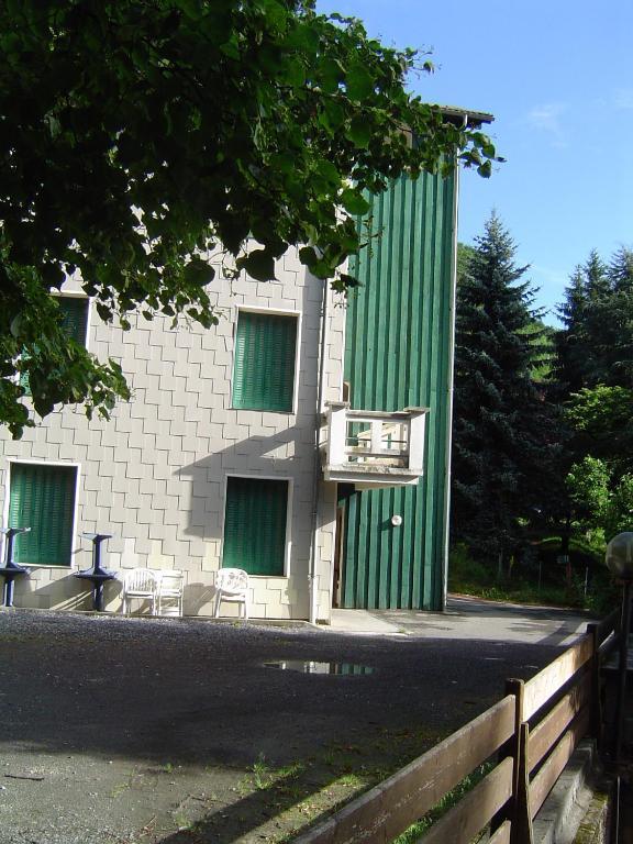 Appartements Les Pins Cierp Buitenkant foto