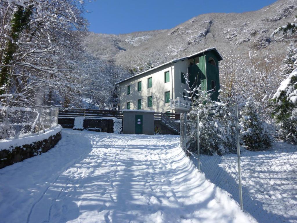 Appartements Les Pins Cierp Buitenkant foto